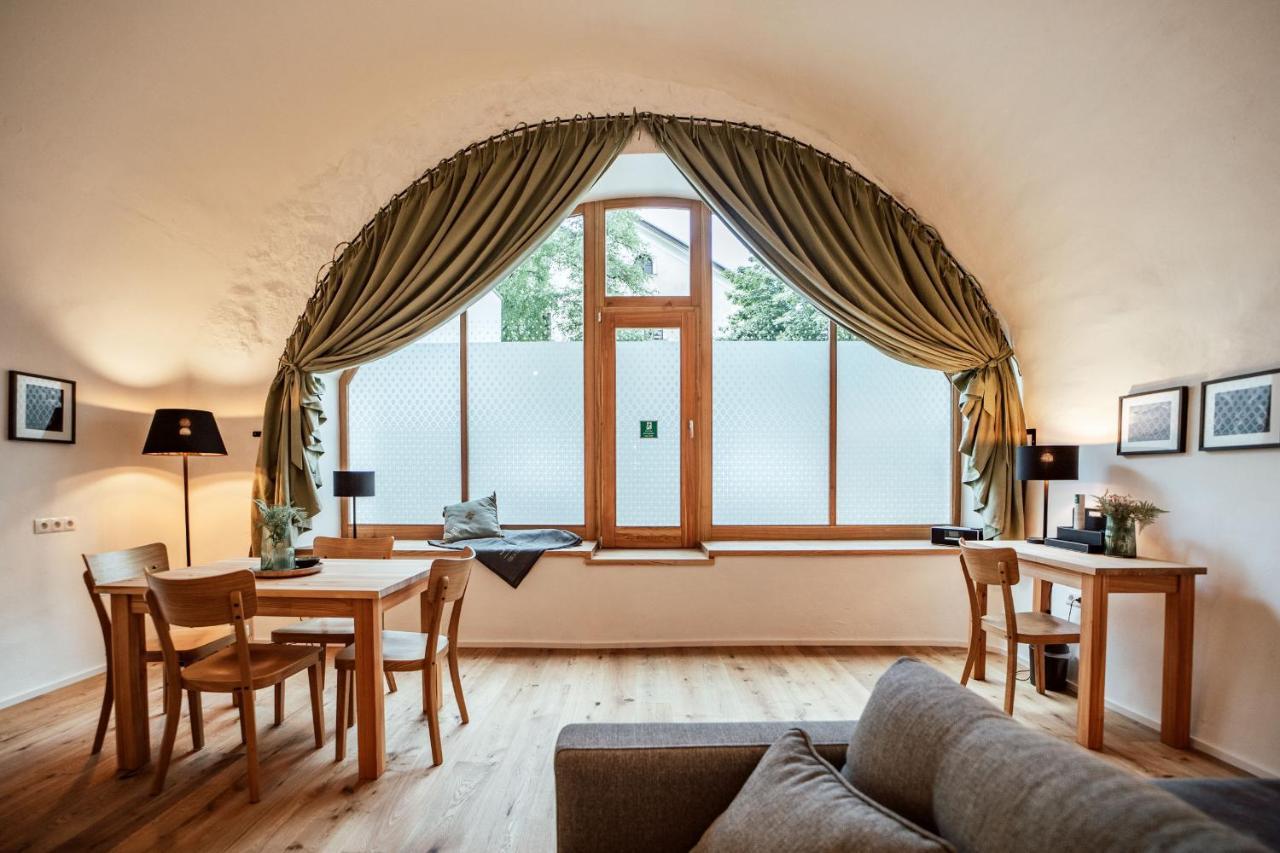 The Salt Residences Халайн Екстериор снимка